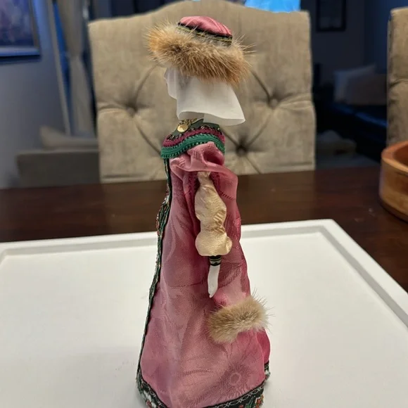 Vintage 9.5” Handmade Porcelain“CONE DOLL” Russian Fur Accents - Picture 5 of 16
